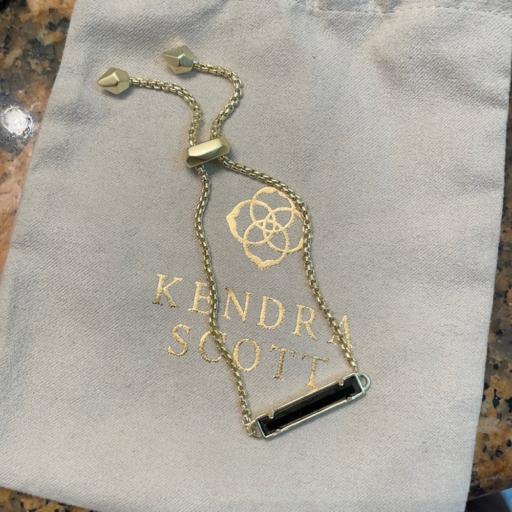 Kendra Scott bracelet